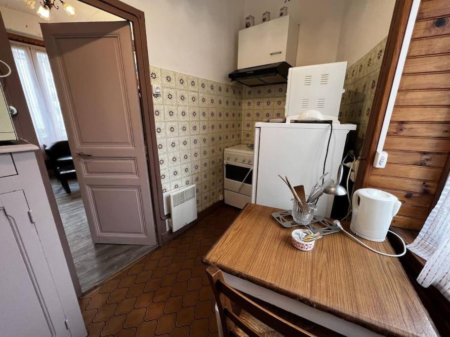 Le Nid Douillet Rustique Linge Fourni Apartman La Bourboule Kültér fotó